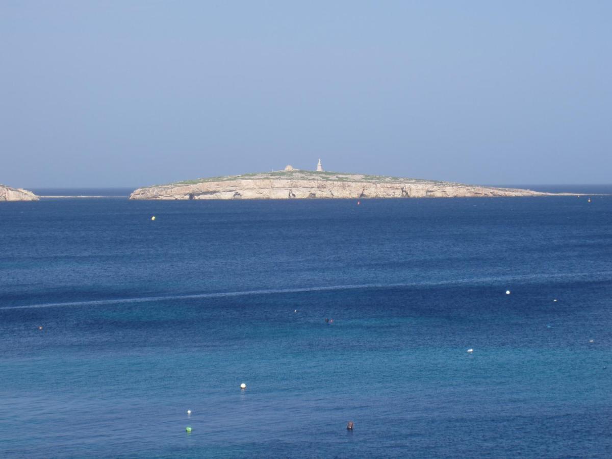 The Sea Across The Road - Flat 4 Appartement St. Paul's Bay Buitenkant foto